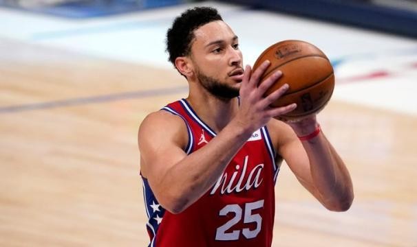 世界杯历届冠军-自由球员签约战风卷残云 交易大戏即将拉开帷幕